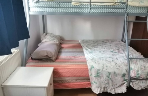 Burnage Haus | Fit4life room 4 a night Not the Ritz but its quite clean and comfy in Withington