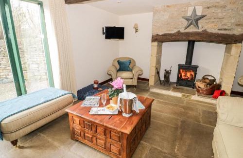 Elkstone Haus | Five Mile House Barn