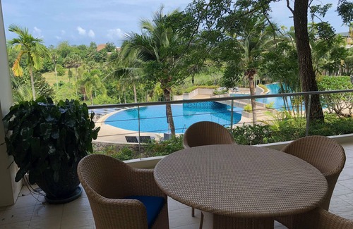 Choeng Thale Eigentumswohnung | Fünf-Sterne-Kondominium in den Layan Gardens - nahe Laguna und Bang Tao Beach.