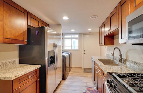 Flagstaff Haus | Flagstaff Townhome w/ Grill ~ 3 Mi to Downtown!