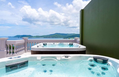 Playa Flamingo Eigentumswohnung | Flamingo Bliss: Ocean-View Condo in Luxury Complex - 360 Splendor 204