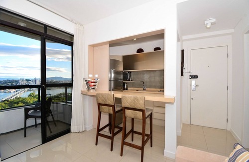 Centro Haus | Flat com Vista para Ponte Hercílio Luz