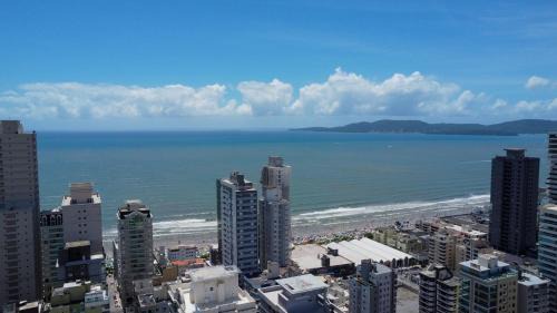 Andorinha Wohnung | Flat no Coração de Meia Praia em Itapema