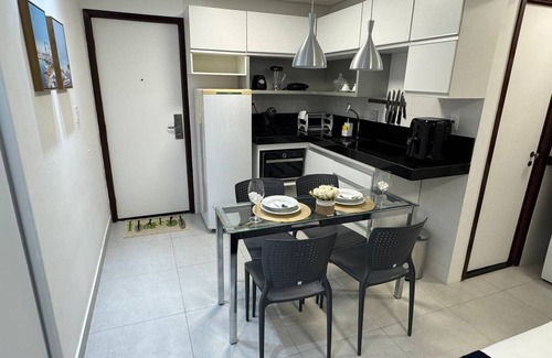 Boa Viagem Wohnung | Flat with pool 50m from the beach