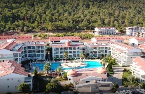 Akbuk Wohnung | Flat with Shared Pool Sauna and Gym in Didim