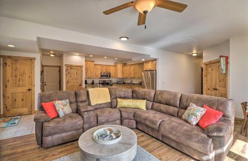 Somers Wohnung | Flathead Lake Getaway with Balcony, Fireplace!