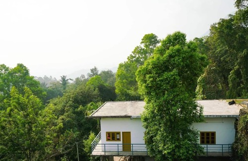 Chithirapuram Haus | Geschmack & Entspannungsaufenthalt / Gewürzplantage / Munnar
