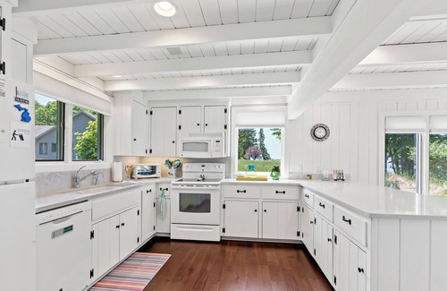 West Olive Haus | Fletcher Cottage: near Grand Haven's beautiful beaches.