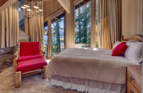 Tahoe Pines Haus | Fleur du Lac #1 - Lakefront - TLUXP