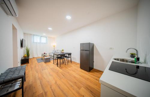 Zagreb Wohnung | Flex SelfCheckIns 188 - Zagreb - 2 Bedrooms - Parking - Loggia