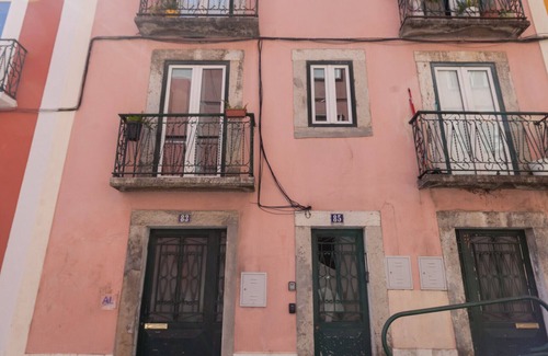Sao Bento Wohnung | FLH Príncipe Real Minimalist Retreat