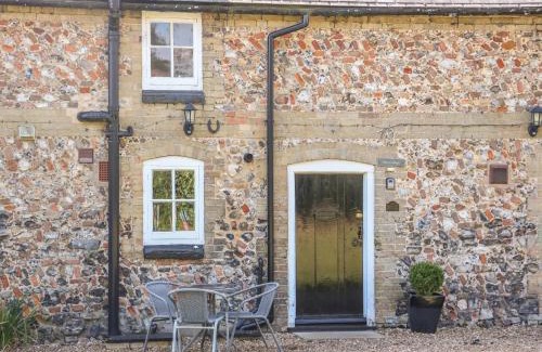 Swaffham Haus | Flint Cottage