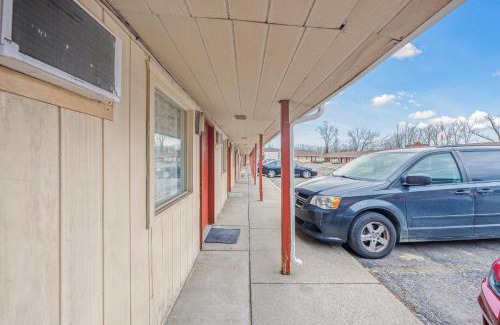 Flint Hotel | Flint Motel by OYO MI Near I-475