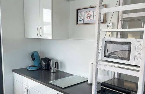 Vynen Haus | FLOATING 44 – komfortables Hausboot bei Xanten mit tollem Seeblick