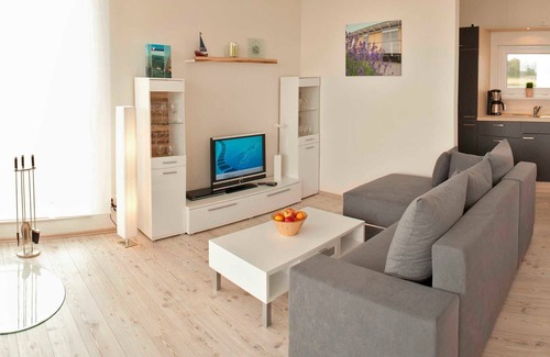 Kroeslin Haus | Floating House 1 Struck mit Kamin - 01. Floating Houses (95 m²) mit Kamin
