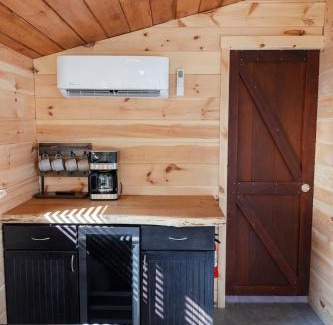 Vermilion Bootsverleih | Floating Tiny Home #1