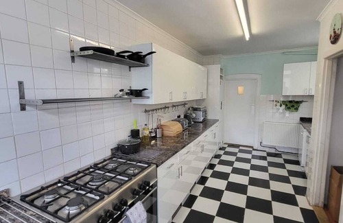Weston-super-Mare Hütte | FLORENCE BEACH HOUSE, character holiday cottage in Weston-Super-Mare
