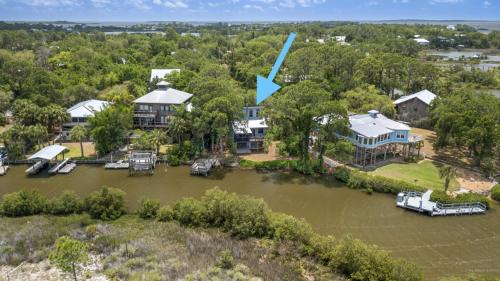 Cedar Key Haus | Flounder Inn Waterfront