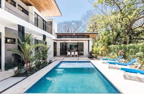 Nosara Haus | FLOW - Main House, For Love Of Waves