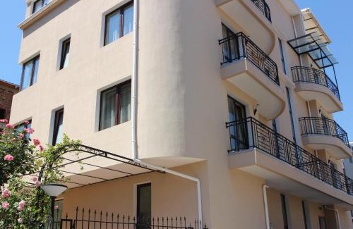 Nessebar Haus | Flowers Apartments