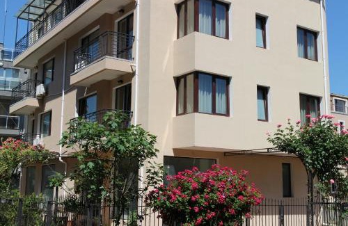 Nessebar Haus | Flowers Apartments