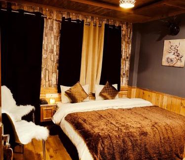 Jagatsukh Haus | Flugafen B&B- A Peaceful home in Apple Orchards