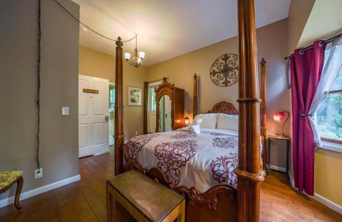 Nevada City Bed & Breakfast | Flume's End