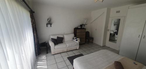Edenvale Haus | FlyStay