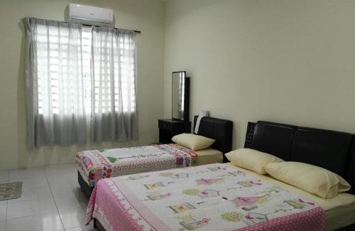 Taman Bersatu Haus | Fong's Ipoh SImpang Pulai Homestay