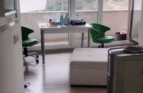 Pendik Wohnung | Fur 1 person Neben bei Sabiha Gökcen -Saw