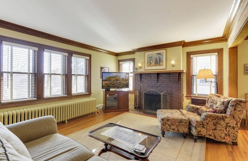 Southwest Minneapolis Wohnung | FOR THE MONTH OF FEBRUARY 2026 ONLY