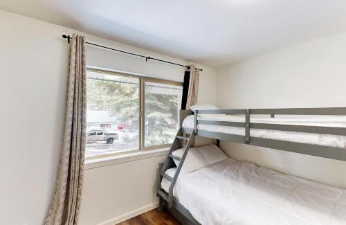 Kings Beach Haus | Forest Grove