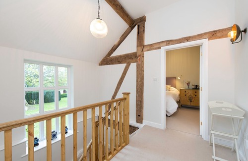 Leominster Hütte | Formerly a working kiln, The Hop Kiln has been beautifully renovated