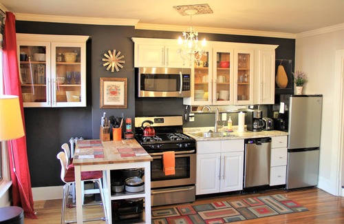 Highland Park Wohnung | 139 $ Sonderangebot! ** Sunny ** Penthouse Duplex !! L @@ K 3 Schlafzimmer, 2 Bäder, 1, 5 Meilen-Center