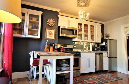 Highland Park Wohnung | 139 $ Sonderangebot! ** Sunny ** Penthouse Duplex !! L @@ K 3 Schlafzimmer, 2 Bäder, 1, 5 Meilen-Center