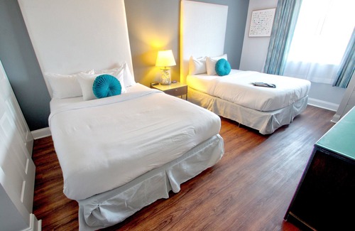 Survey Creek Hotel | Fort Lauderdale Grand Hotel