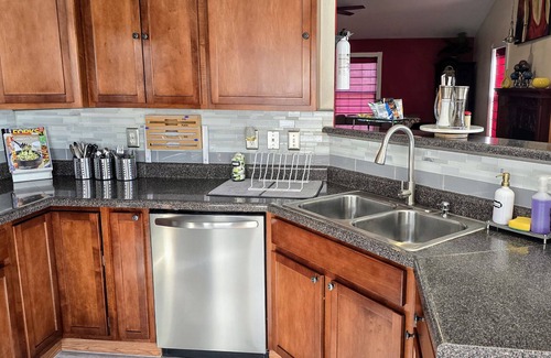 St. Robert Haus | Fort Wood Retreat in Saint Robert MO