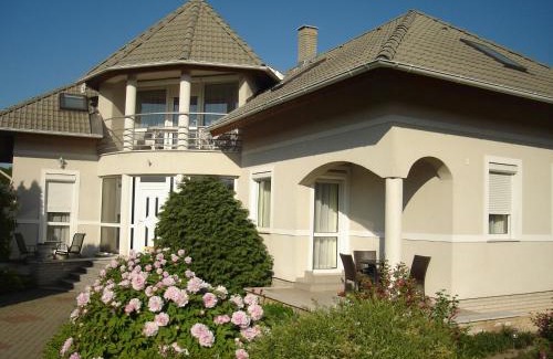 Buk Wohnung | Fortuna Apartman
