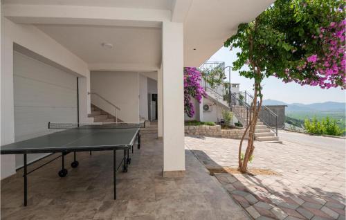 Veliki Prolog Haus | Four-Bedroom Holiday Home In Veliki Prolog