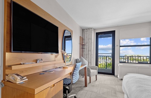 Punta Gorda Hotel | Four Points by Sheraton Punta Gorda Harborside