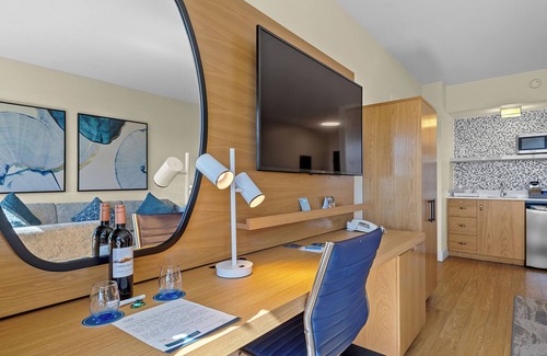 Punta Gorda Hotel | Four Points by Sheraton Punta Gorda Harborside