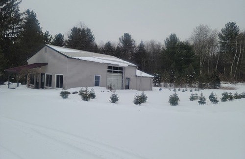 Mancelona Haus | Four Season Wonderland in Bellaire - close to Torch Lake, golf, skiing