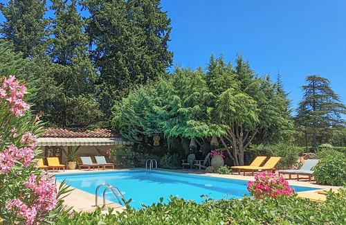 Saint-Maximin-la-Sainte-Baume Haus | Lovely gite on a vineyard. large swimming pool, very peaceful
