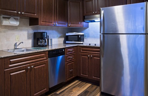 Airport North Eigentumswohnung | Free Breakfast | 1.5 Miles from Orlando International Airport + 25 Minutes to Disney World