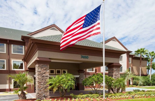 Airport North Eigentumswohnung | Free Breakfast | 1.5 Miles from Orlando International Airport + 25 Minutes to Disney World