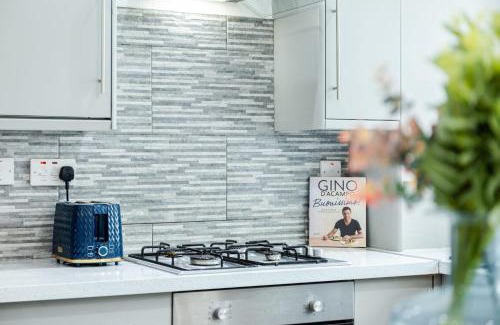 Cheetham Hill Haus | Free Parking 5 Minutes from City Centre