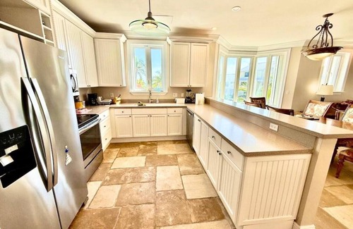 Bahamas Terrace Haus | Freeport Luxury Oceanfront Home w/Community Pool
