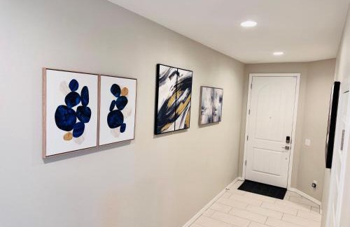 Laveen Haus | Friendly Host Near Loop 202 with Mountain views