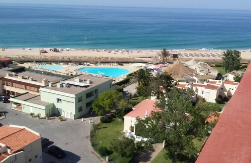 Torralta Wohnung | Front Blick auf den Strand in Alvor