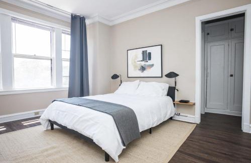 East Hyde Park Wohnung | FRONTDESK Nice 1 BR Apt by Smart Museum of Art